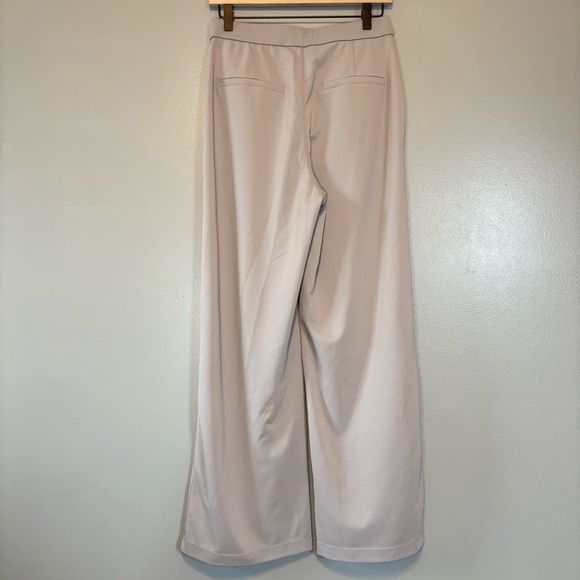 NWT Halara Medium Regular Pull On Lightweight Wide Leg Trouser Gray - Picture 4 of 6